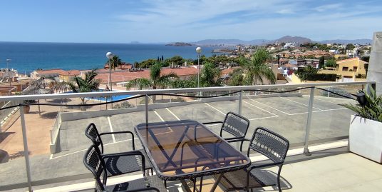 1415. APARTAMENTO DE LUJO VISTAS AL MAR Y PISCINA CENTRO ISLA PLANA